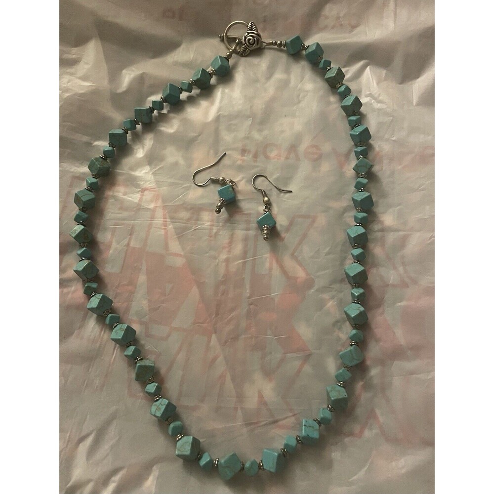 Turquoise Rose Flower Toggle Vintage Handmade Cube Necklace Earrings Set 7 In